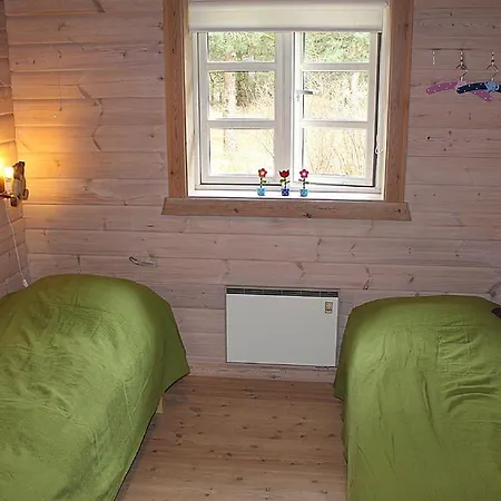 Three-bedroom Holiday Vej 03 * Vesterø Havn