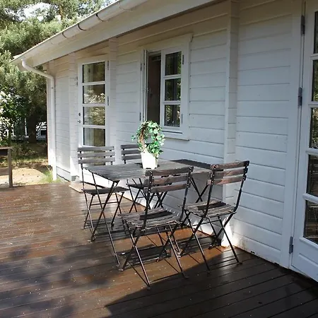 Three-bedroom Holiday Vej 03 *